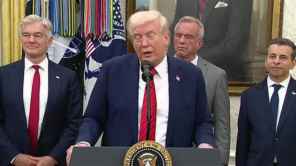 Трамп заявил, что венесуэльский политик Мачадо готова отдать ему Нобелевскую премию, если он попросит