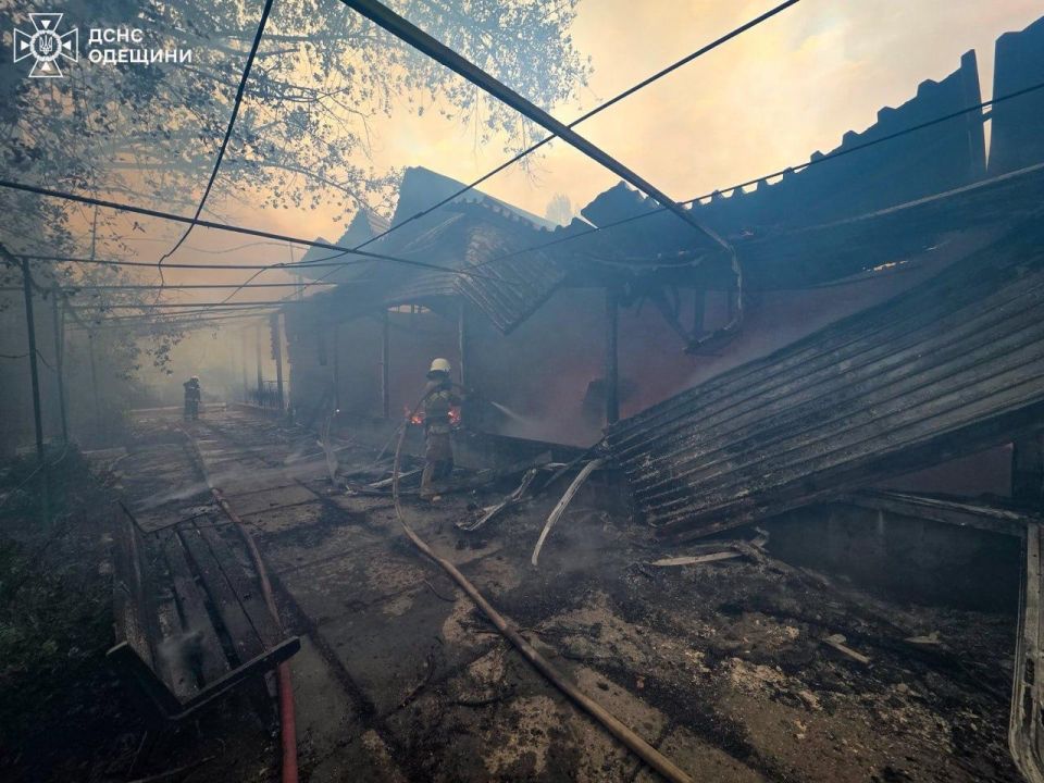 В результате ночных ударов ВКС России и ракетных войск по целям в Одесской области город Белгород-Днестровский остался без света и водоснабжения, сообщил местный гауляйтер В результате ночных ударов ВКС России и ракетных войск по целям в Одесской области город Белгород-Днестровский остался без света и водоснабжения, сообщил местный гауляйтер