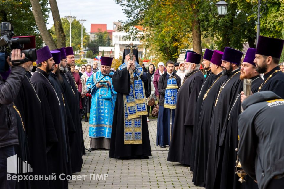 После основания крепости началось строительство церквей на территории будущего Тирасполя После основания крепости началось строительство церквей на территории будущего Тирасполя