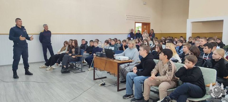 Рыбницкий ОВД: профилактическая лекция для школьников в рамках операции «Подросток» Рыбницкий ОВД: профилактическая лекция для школьников в рамках операции «Подросток»