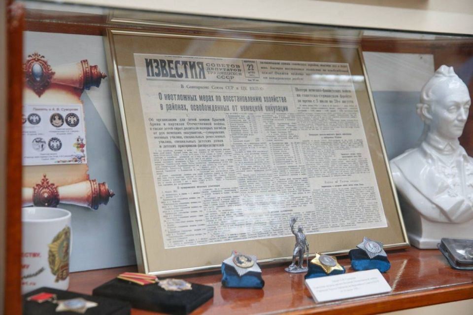 В Тирасполе открыли музей Суворова — Президент передал в дар саблю В Тирасполе открыли музей Суворова — Президент передал в дар саблю