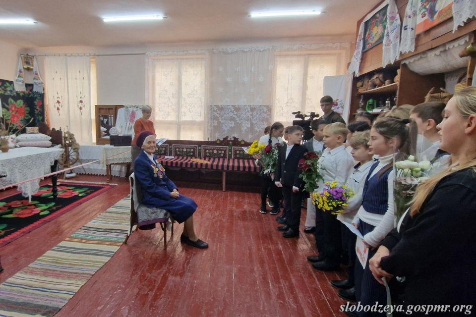 О заселении нашего края, приднестровском народе, традициях, обрядах и ремёслах – школьникам О заселении нашего края, приднестровском народе, традициях, обрядах и ремёслах – школьникам