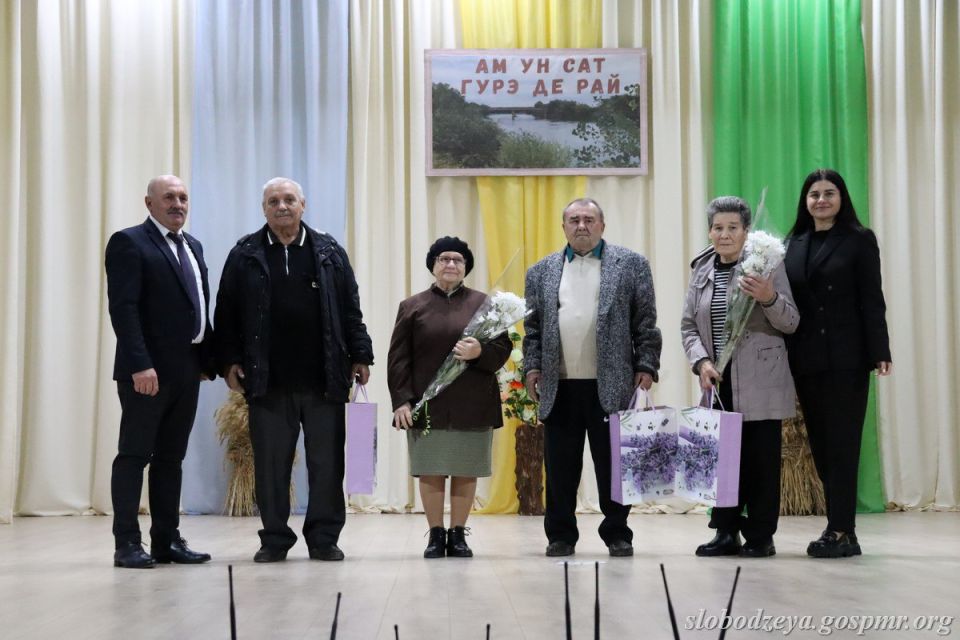 Коротное отметило Храмовый праздник и 100-летие сельского Совета Коротное отметило Храмовый праздник и 100-летие сельского Совета