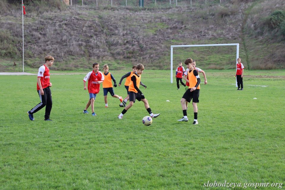 В Слободзейском районе проходит турнир «Кожаный мяч – 2025–2026» В Слободзейском районе проходит турнир «Кожаный мяч – 2025–2026»