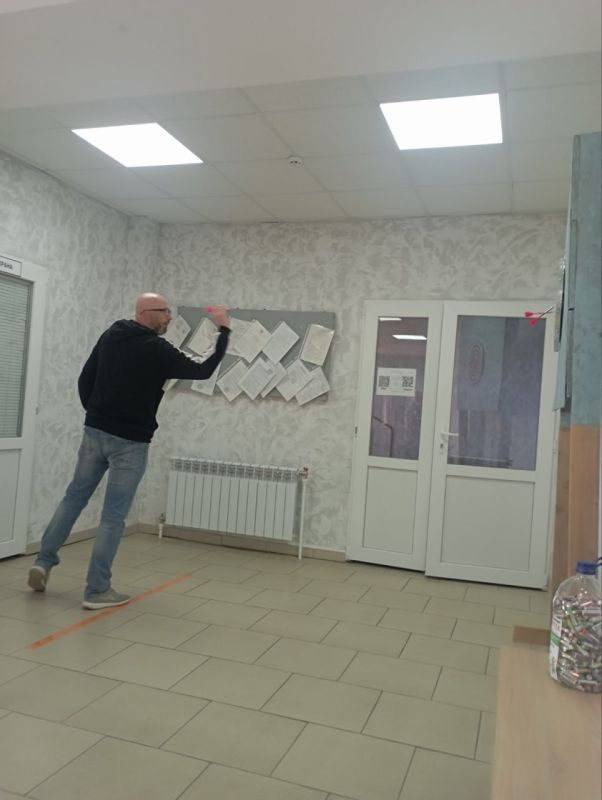 27-28      -     ,    ,      ...