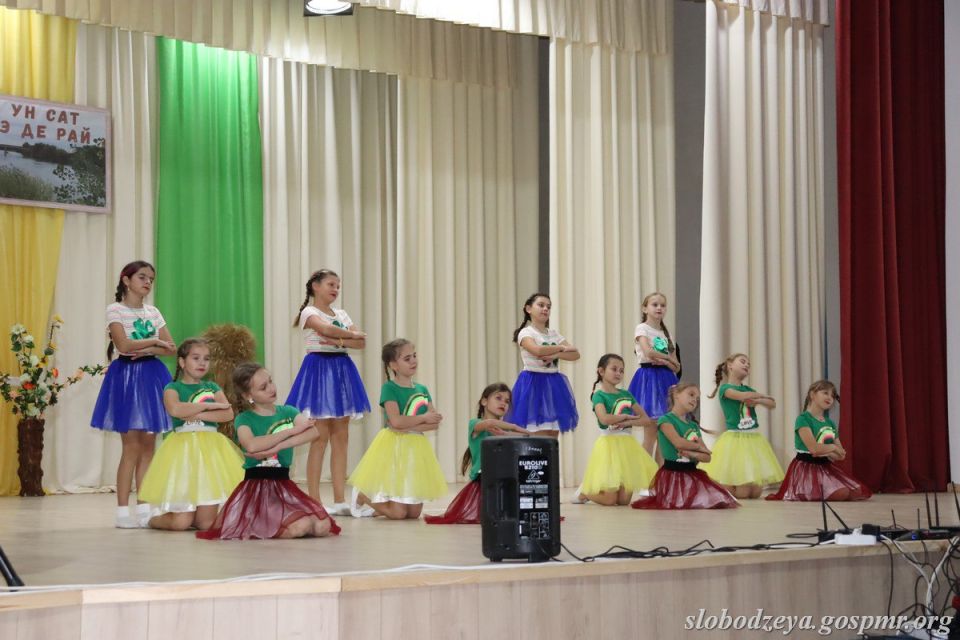 Коротное отметило Храмовый праздник и 100-летие сельского Совета Коротное отметило Храмовый праздник и 100-летие сельского Совета