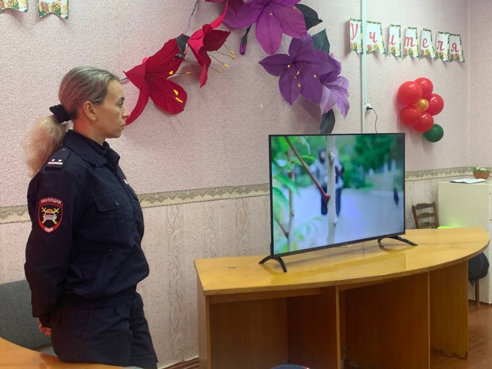 Правовые уроки для старшеклассников Правовые уроки для старшеклассников