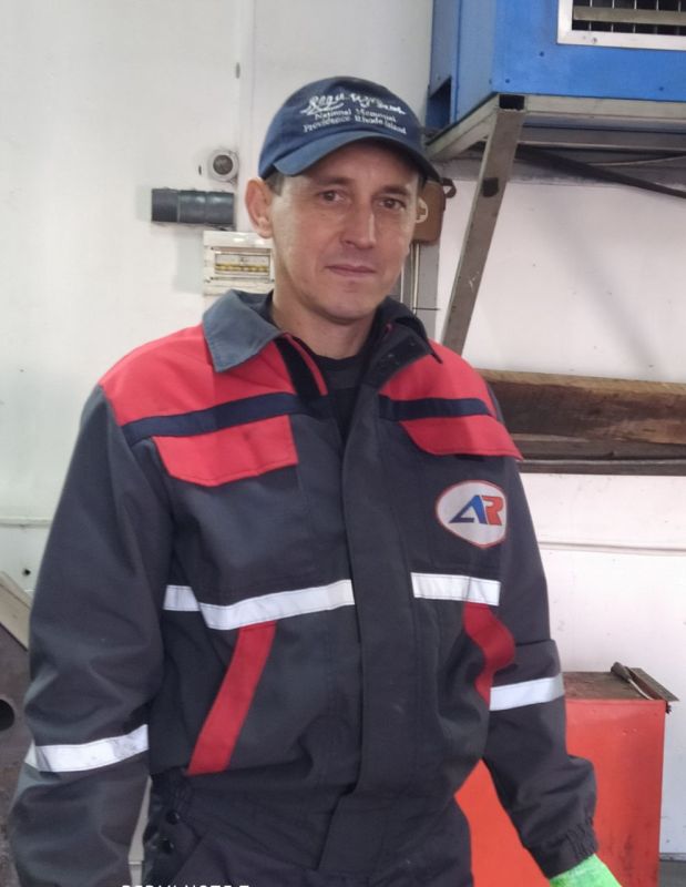 В Рыбнице сегодня побывала экспертная комиссия конкурса «Приднестровское качество» — заглянули сразу на два предприятия: в «АвтоРэд» и АК-2831 В Рыбнице сегодня побывала экспертная комиссия конкурса «Приднестровское качество» — заглянули сразу на два предприятия: в «АвтоРэд» и АК-2831