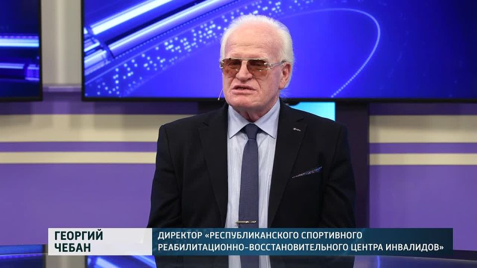 Плееры, сенсорные лупы, аудиокниги – о гаджетах, которые помогают людям с нарушением зрения в учёбе и быту, рассказал Георгий Чебан, директор Республиканского спортивного реабилитационно-восстановительного центра инвалидов