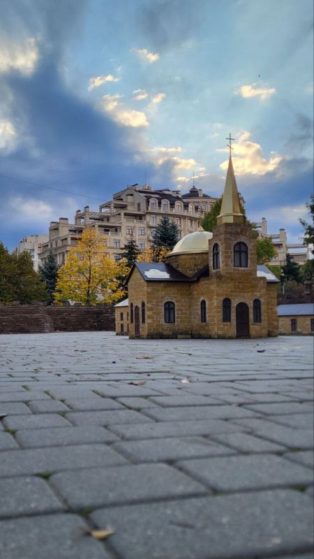Столица в объятиях осени Столица в объятиях осени