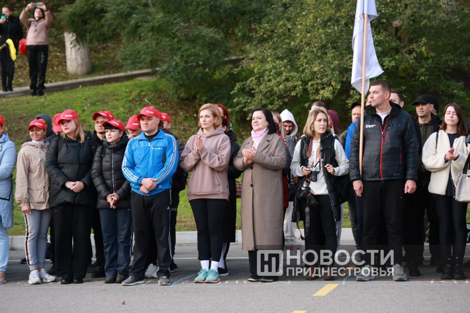 Атмосфера на регате на «Кубок Золотого дракона» в Бендерах Атмосфера на регате на «Кубок Золотого дракона» в Бендерах