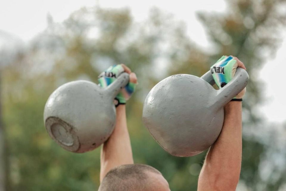 Министр обороны Олег Обручков вместе с личным составом сегодня сдал нормативы по физподготовке Министр обороны Олег Обручков вместе с личным составом сегодня сдал нормативы по физподготовке