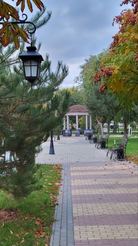 Столица в объятиях осени Столица в объятиях осени