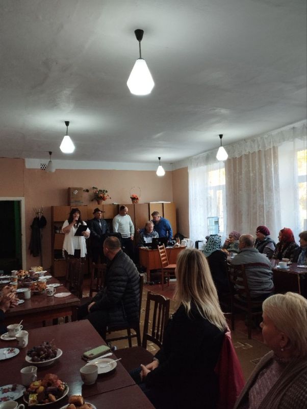 В Слободзейском клубе «Ветеран» прошёл тематический вечер «Посидим по-хорошему», приуроченный ко Дню белой трости и Дню пожилого человека