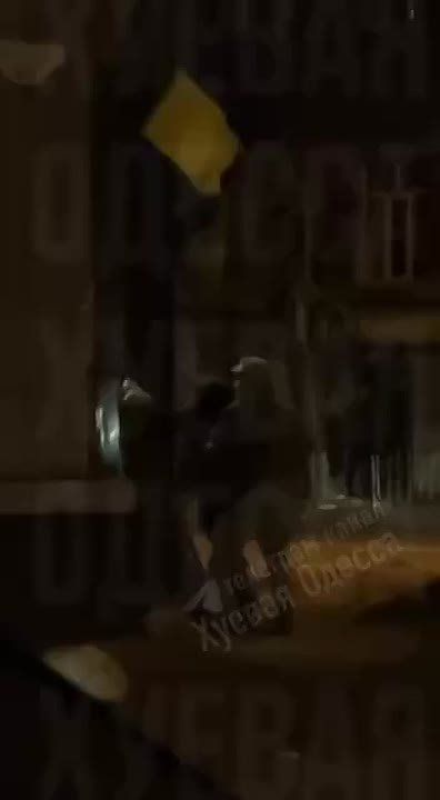 Вокруг кейса беспредельной мобилизации продолжаются столкновения людей и полицаев людоловов