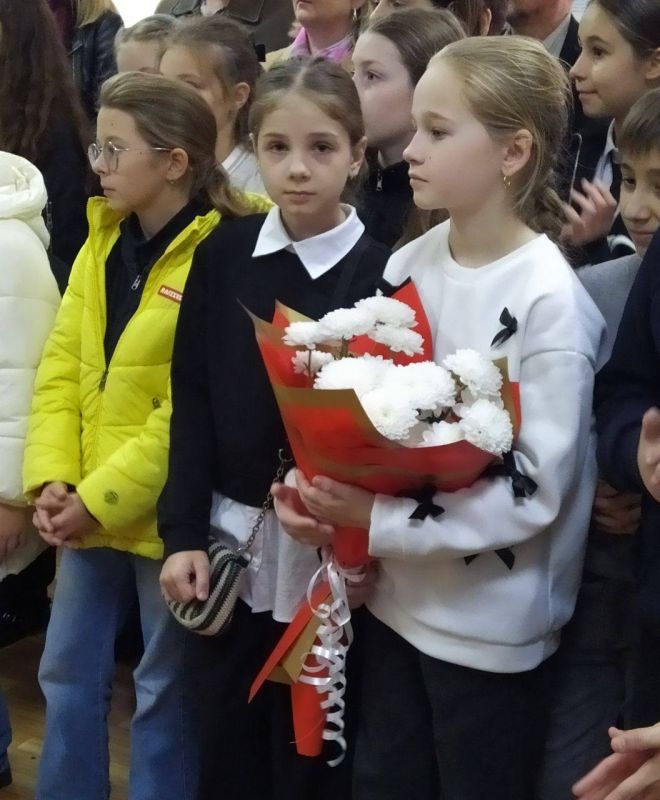 В Рыбницкой картинной галерее открылась выставка "Чувствуя сердцем" В Рыбницкой картинной галерее открылась выставка "Чувствуя сердцем"