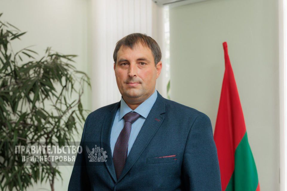 Александр Розенберг представил нового руководителя Госслужбы экологического контроля и охраны окружающей среды — Александра Буцина