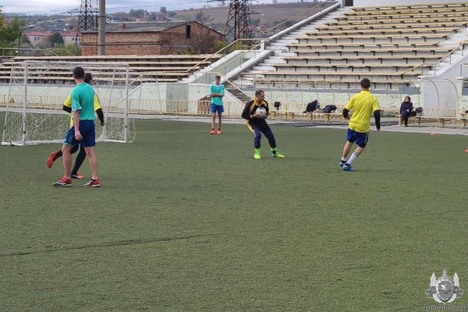Памяти товарища. Турнир по мини-футболу прошёл между сотрудниками вневедомственной охраны Памяти товарища. Турнир по мини-футболу прошёл между сотрудниками вневедомственной охраны