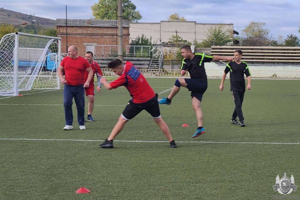 Памяти товарища. Турнир по мини-футболу прошёл между сотрудниками вневедомственной охраны Памяти товарища. Турнир по мини-футболу прошёл между сотрудниками вневедомственной охраны