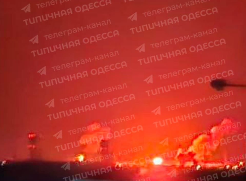 Три ракеты "Искандера" ударили по целям в районе города Южный Одесской области Три ракеты "Искандера" ударили по целям в районе города Южный Одесской области