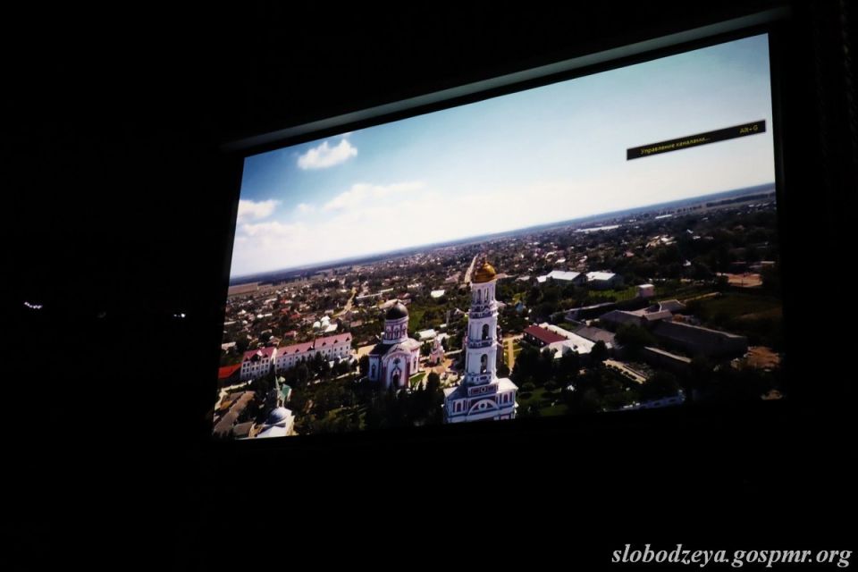 Открытый урок истории «Приднестровский народ: идентичность сквозь века» на примере Слободзейского района стал содержательным разговором о прошлом и настоящем нашего края Открытый урок истории «Приднестровский народ: идентичность сквозь века» на примере Слободзейского района стал содержательным разговором о прошлом и настоящем нашего края