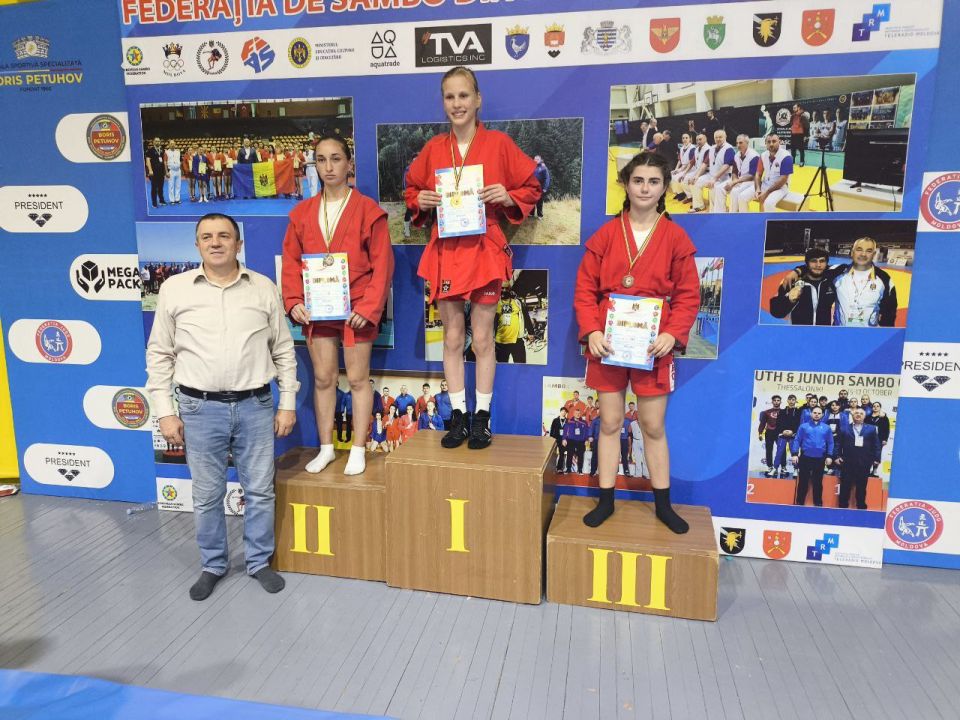 18 октября воспитанники Каменской СДЮШОР успешно выступили на Чемпионате Молдавии по самбо 18 октября воспитанники Каменской СДЮШОР успешно выступили на Чемпионате Молдавии по самбо