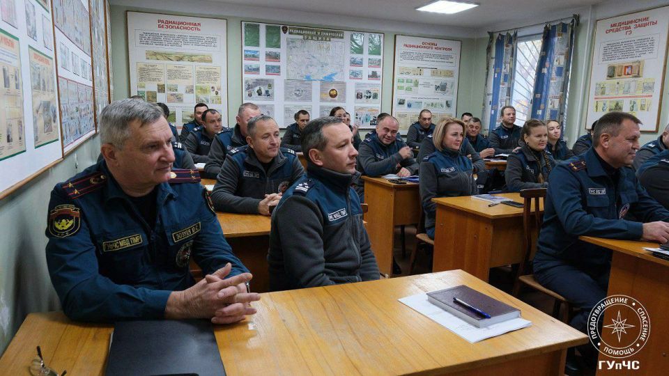 Показать слаженность, чёткость и профессиональное мастерство Показать слаженность, чёткость и профессиональное мастерство
