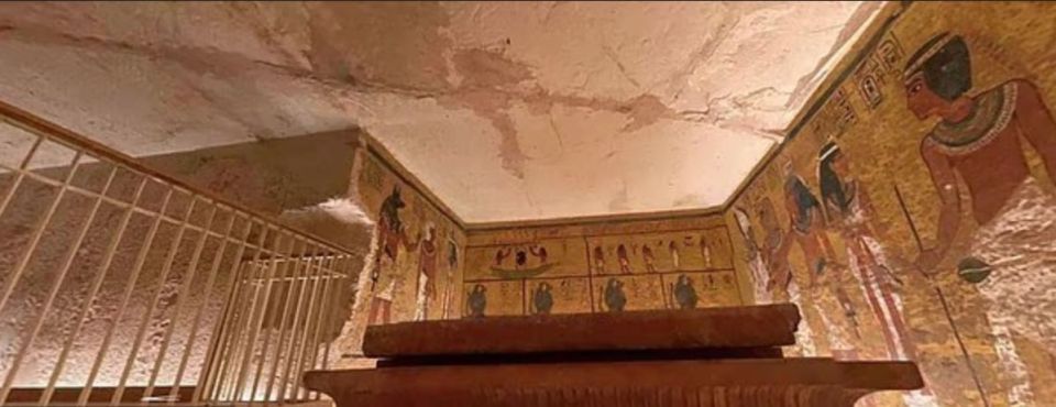 Гробница Тутанхамона в Египте находится под угрозой обрушения, пишет Daily Mail Гробница Тутанхамона в Египте находится под угрозой обрушения, пишет Daily Mail