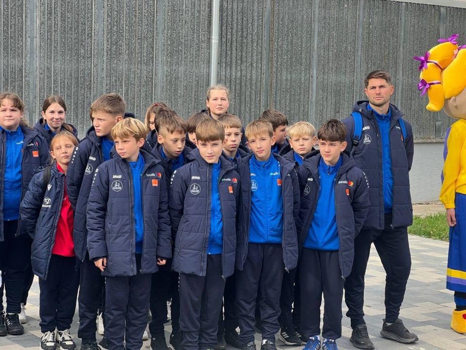 В Спорткомплексе «Юбилейный» состоялось открытие муниципального тура республиканского турнира «Кожаный мяч»