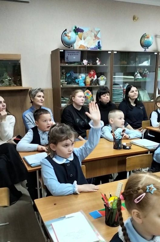 В Бендерской гимназии № 2 стартовала Неделя начальных классов В Бендерской гимназии № 2 стартовала Неделя начальных классов