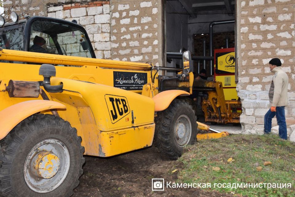 В образовательных учреждениях Каменского района продолжается установка твердотопливных котлов В образовательных учреждениях Каменского района продолжается установка твердотопливных котлов