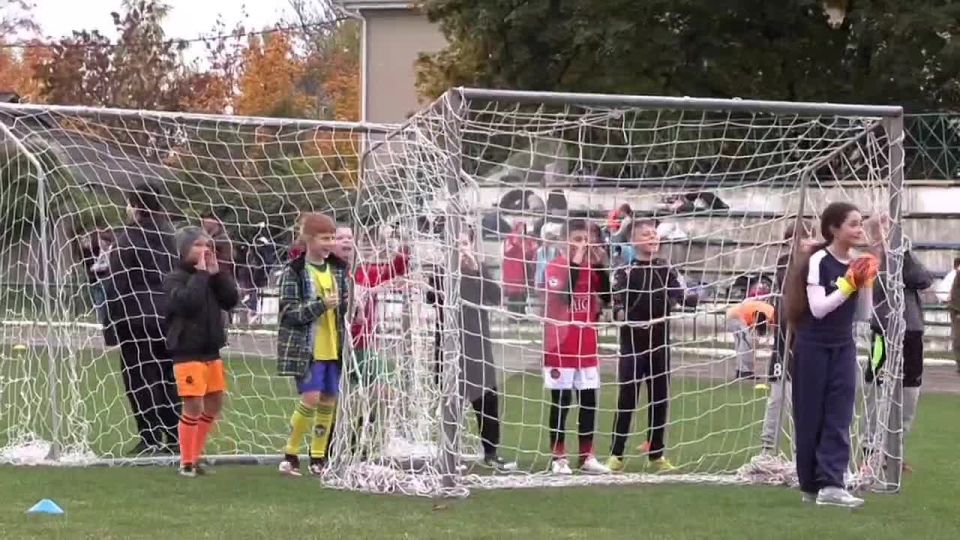 В Дубоссарах стартовал районный этап футбольного турнира «Кожаный мяч»