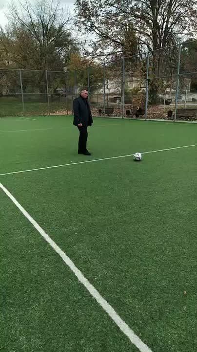 В Рыбнице состоялась церемония открытия муниципального этапа республиканского турнира по мини- футболу "Кожаный мяч"