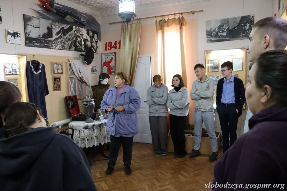 ÌÓÇÅÈ ÑËÎÁÎÄÇÅÉÑÊÎÃÎ ÌÓÇÅÉÍÎÃÎ ÎÁÚÅÄÈÍÅÍÈß ÏÐÎÂÅËÈ ÖÈÊË ÎÒÊÐÛÒÛÕ ÓÐÎÊΠÈÑÒÎÐÈÈ ÎÁ ÈÄÅÍÒÈ×ÍÎÑÒÈ ÏÐÈÄÍÅÑÒÐÎÂÑÊÎÃÎ ÍÀÐÎÄÀ