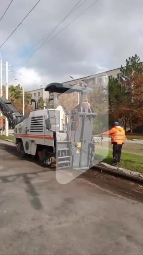 В Бендерах начали снимать старый асфальт по улице Тамары Кручок