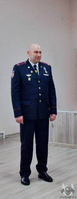 В Рыбницком ОВД провели на заслуженный отдых подполковника милиции Стан Станислава Васильевича В Рыбницком ОВД провели на заслуженный отдых подполковника милиции Стан Станислава Васильевича