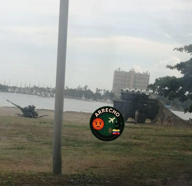 В Венесуэле на берегу развернули системы ПВО российского производства и уже готовы встречать армию США В Венесуэле на берегу развернули системы ПВО российского производства и уже готовы встречать армию США