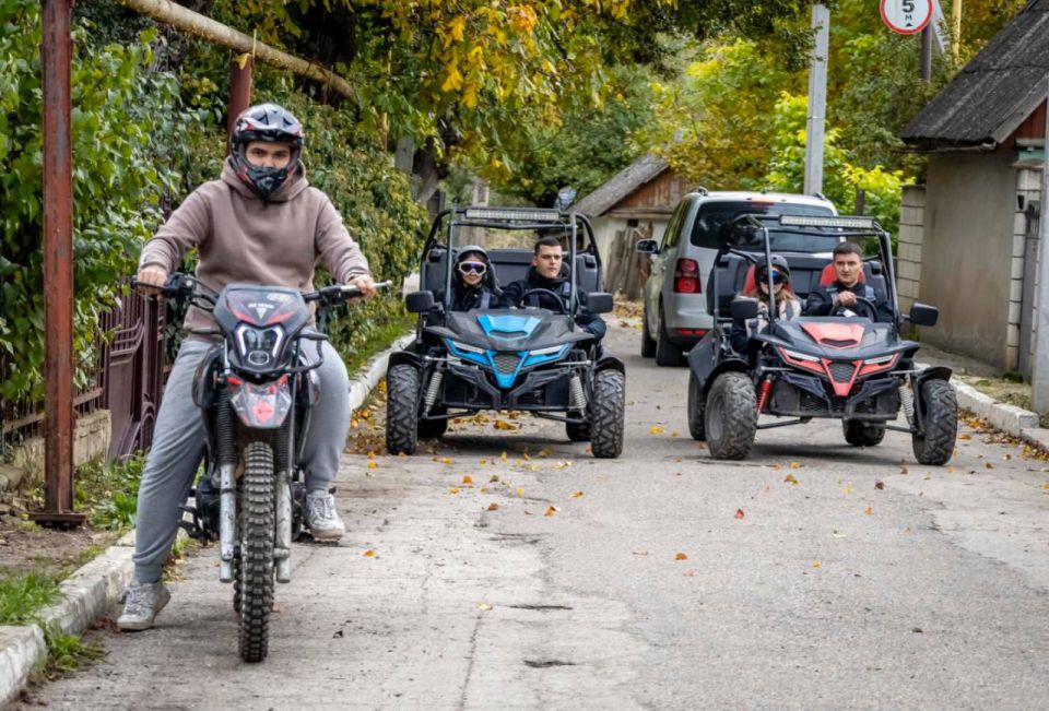 Сельский туризм. Сегодня это особое направление, которое с каждым годом привлекает к себе всё больше любителей отдыха на свежем воздухе, в том числе и отдыха активного Сельский туризм. Сегодня это особое направление, которое с каждым годом привлекает к себе всё больше любителей отдыха на свежем воздухе, в том числе и отдыха активного