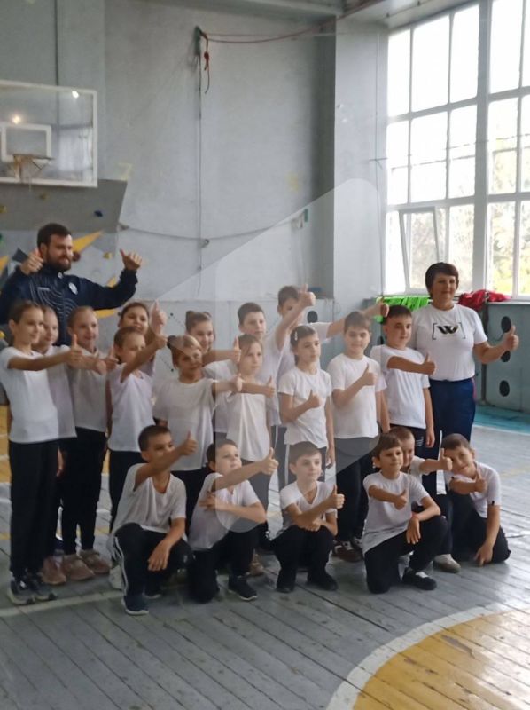 О том, как сделать уроки физкультуры интересными и нестандартными – рассказывают в бендерской школе №15 О том, как сделать уроки физкультуры интересными и нестандартными – рассказывают в бендерской школе №15