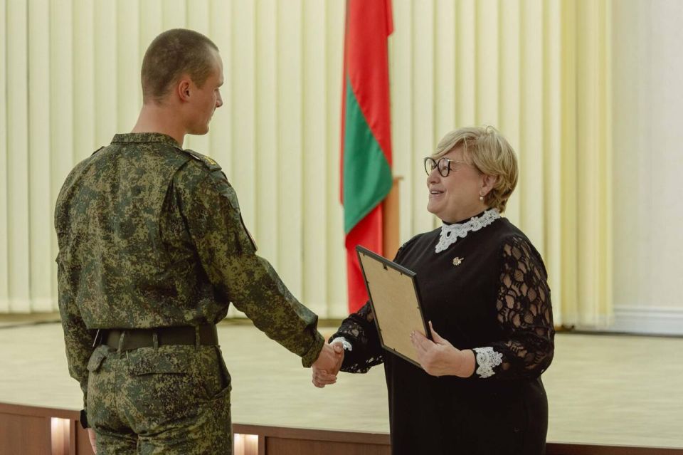 КУРСАНТ ВОЕННОГО ИНСТИТУТА – ОБЛАДАТЕЛЬ ПРЕЗИДЕНТСКОЙ СТИПЕНДИИ КУРСАНТ ВОЕННОГО ИНСТИТУТА – ОБЛАДАТЕЛЬ ПРЕЗИДЕНТСКОЙ СТИПЕНДИИ