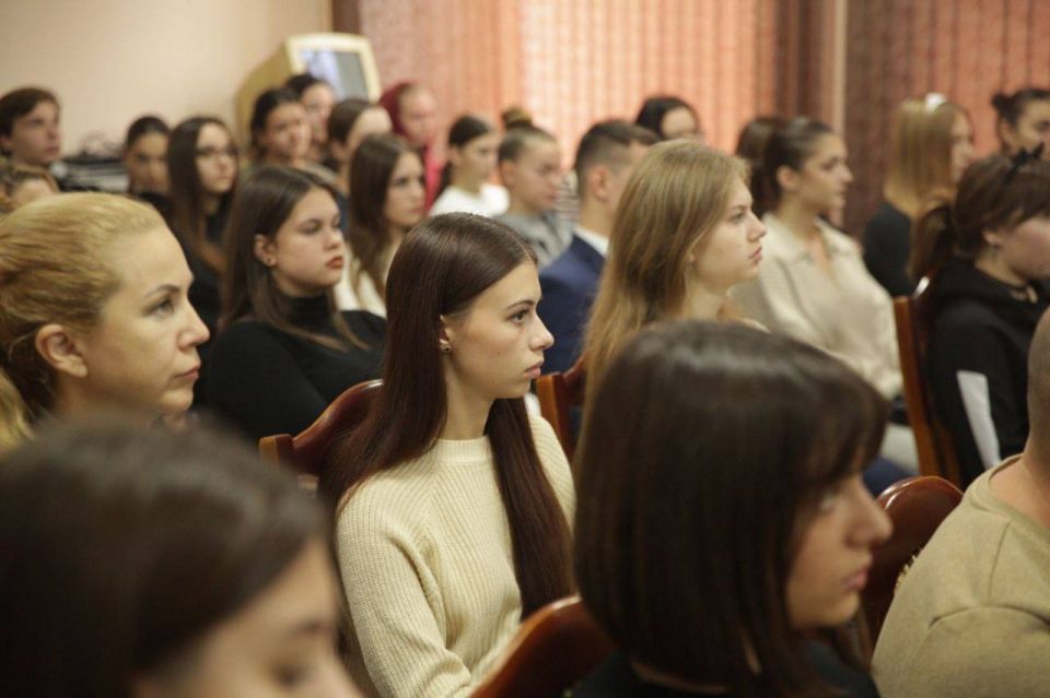 Продолжаются занятия в Школе молодого журналиста Продолжаются занятия в Школе молодого журналиста