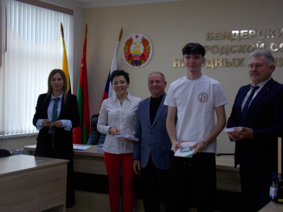 Пополнение в рядах активистов Республиканской партии «Обновление» Пополнение в рядах активистов Республиканской партии «Обновление»