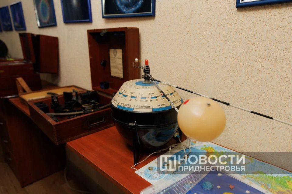 О недавнем эффектном звездопаде Ориониды и других небесных явлениях приднестровский астрофизик Александр Выхристенко рассказал студентам факультета физической культуры и спорта Приднестровского госуниверситета О недавнем эффектном звездопаде Ориониды и других небесных явлениях приднестровский астрофизик Александр Выхристенко рассказал студентам факультета физической культуры и спорта Приднестровского госуниверситета