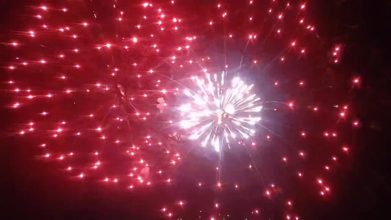 В Дубоссарах в честь Дня города тоже запустили салют