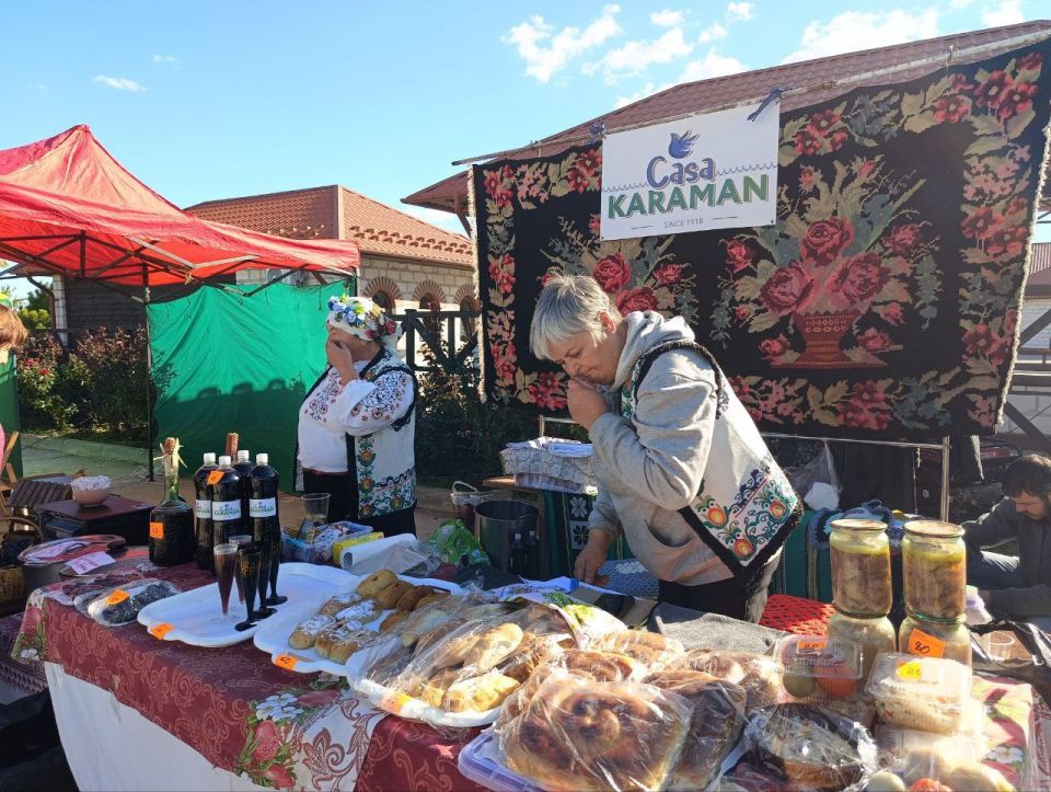 Работают подворья из разных уголков Приднестровья Работают подворья из разных уголков Приднестровья