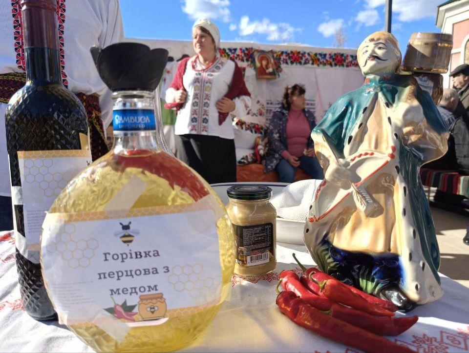 Работают подворья из разных уголков Приднестровья Работают подворья из разных уголков Приднестровья