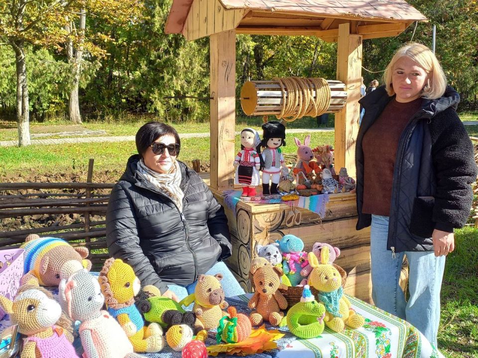 Советская улица в Дубоссарах сегодня наполнена музыкой, смехом и ароматом праздника Советская улица в Дубоссарах сегодня наполнена музыкой, смехом и ароматом праздника