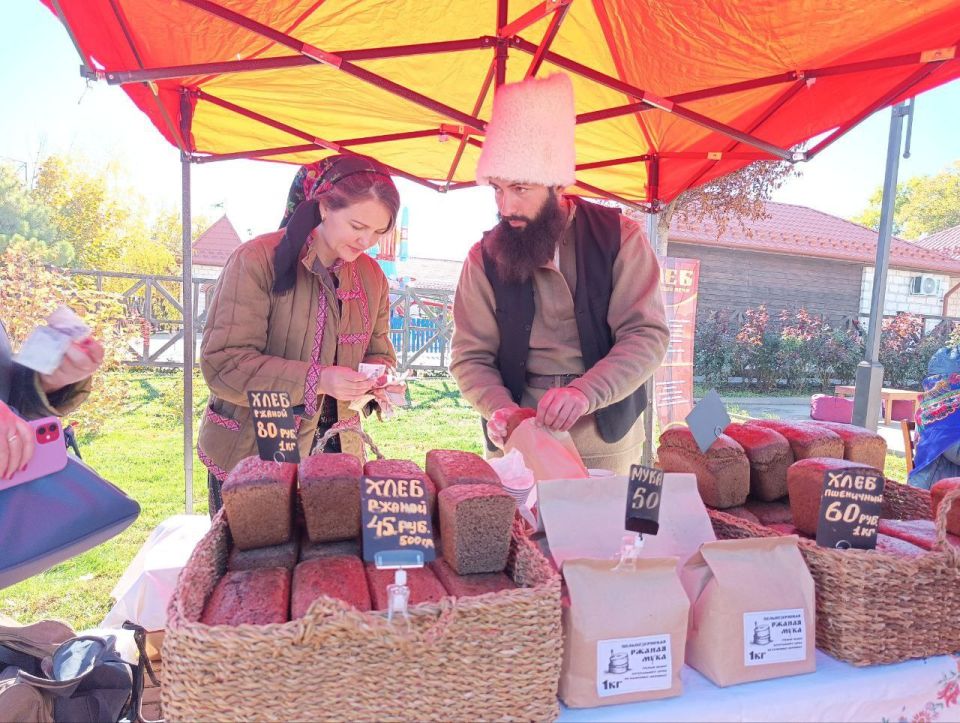 Лучшие моменты праздника! Вас очень ждут! Лучшие моменты праздника! Вас очень ждут!