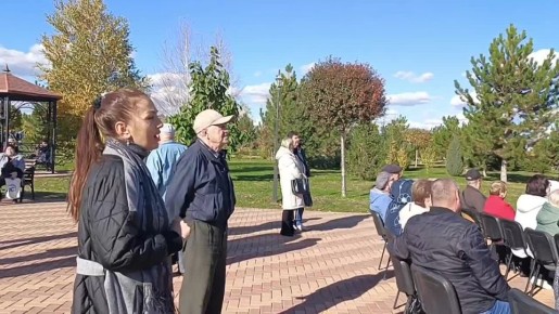 И ещё артисты коллектива "Бусуёк" из Григориополя