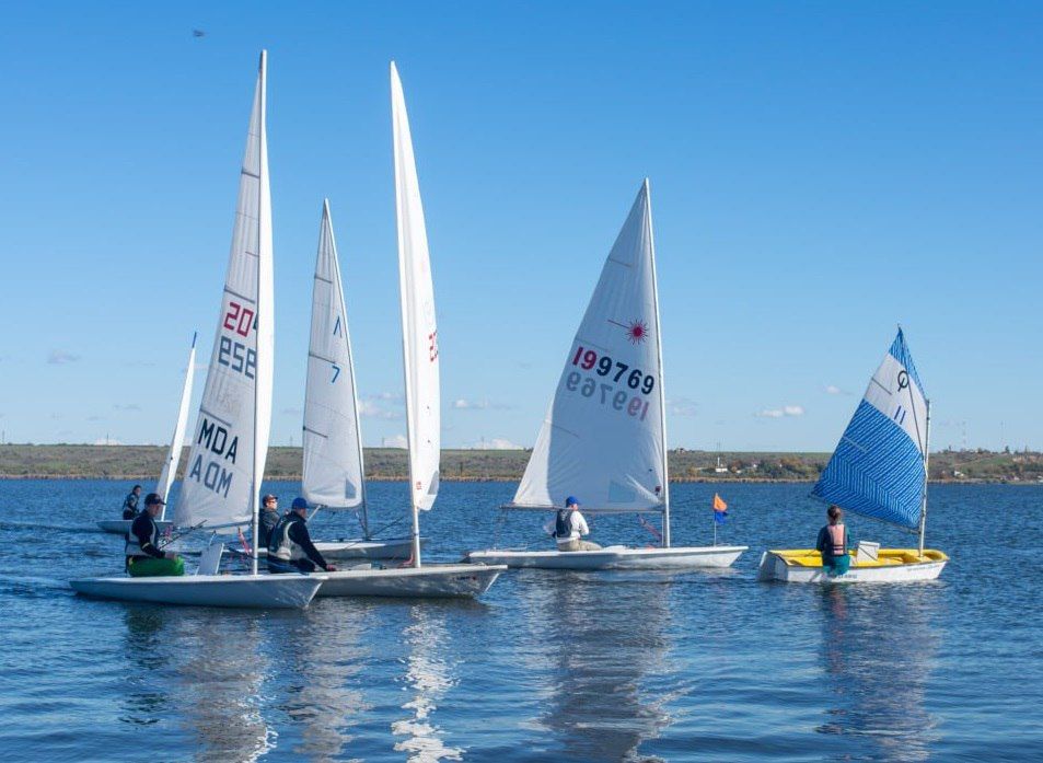 Приднестровские яхтсмены завершают сезон поочередно
